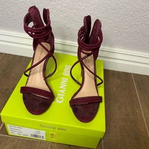 Gianni Bini Purple Heels
